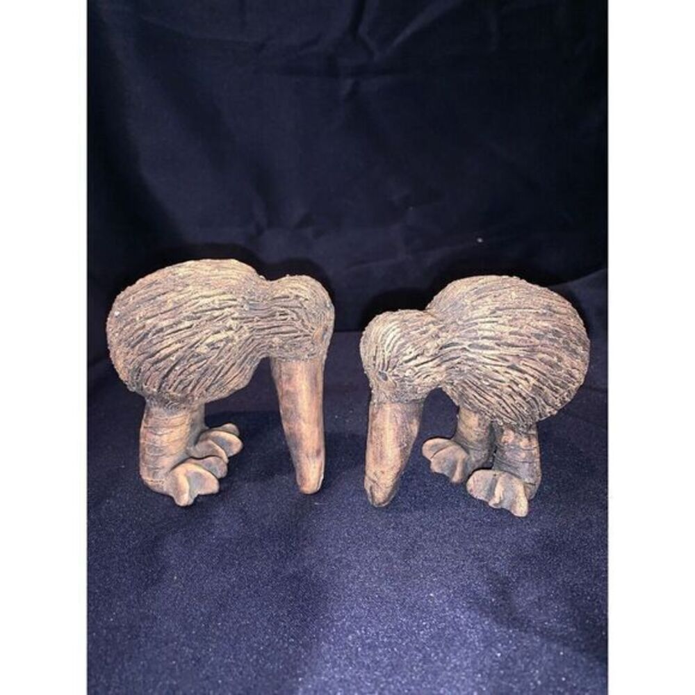 2 Handcrafted Stoneware Art Pottery Figurine Kiwi New Zealand
